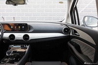 2022款风行·游艇 1.5T DCT追风版