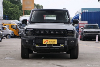 2025款山海T2 206km XWD 穿越加长版