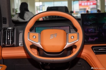 2027款山海L7 PLUS 220km五座标准版