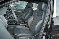 2025款奥迪Q5L 45周年典藏版 45 TFSI 豪华动感型