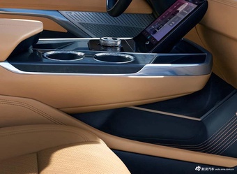 2023款凯雷德ESCALADE IQ 试装车