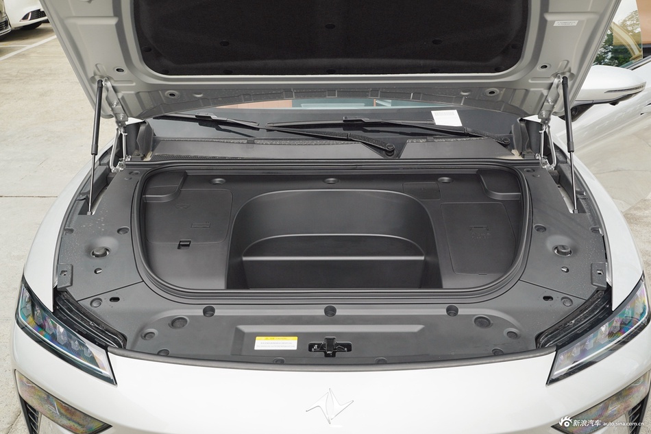 2025款eπ007 纯电 565四驱Max领航版