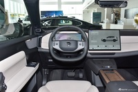 2026款沃尔沃XC70插电 四驱超长续航Core