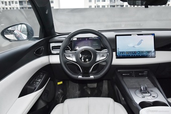 2025款海豹06DM-i 智驾版 120KM尊享型