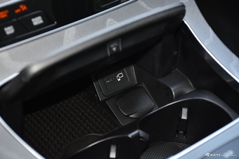 2021款奔驰E级 E 300 L 尊贵运动版