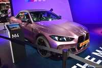 2024款宝马M4敞篷轿跑车 M xDrive 雷霆版
