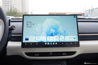 2025款极狐T1 320 PLUS