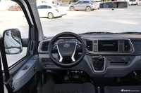 2024款上汽大通MAXUS V80 傲运通 6MT 长轴中顶127Ps 6/7/8/9座