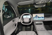 2025款荣威M7 DMH 160km臻享版