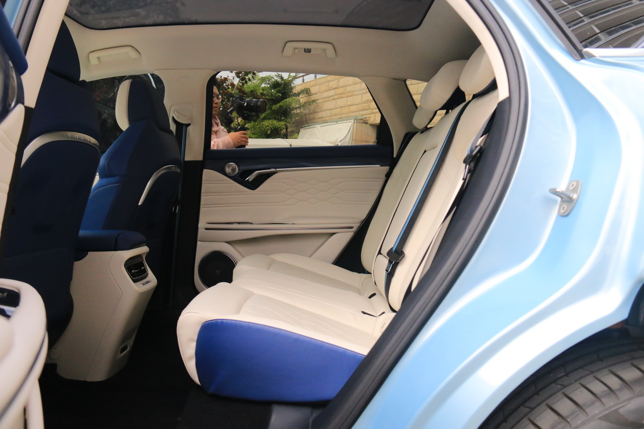 2021款岚图FREE 增程版