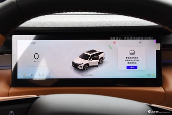 2025款博越L 第四代 1.5TD DCT 山河