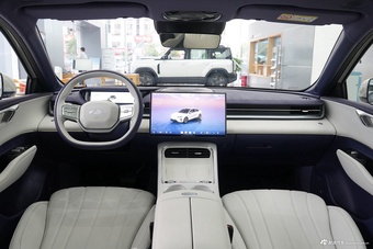 2026款风云A9 EV 基本款