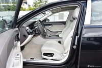 2025款奥迪A8L 55 TFSI quattro 旗舰型