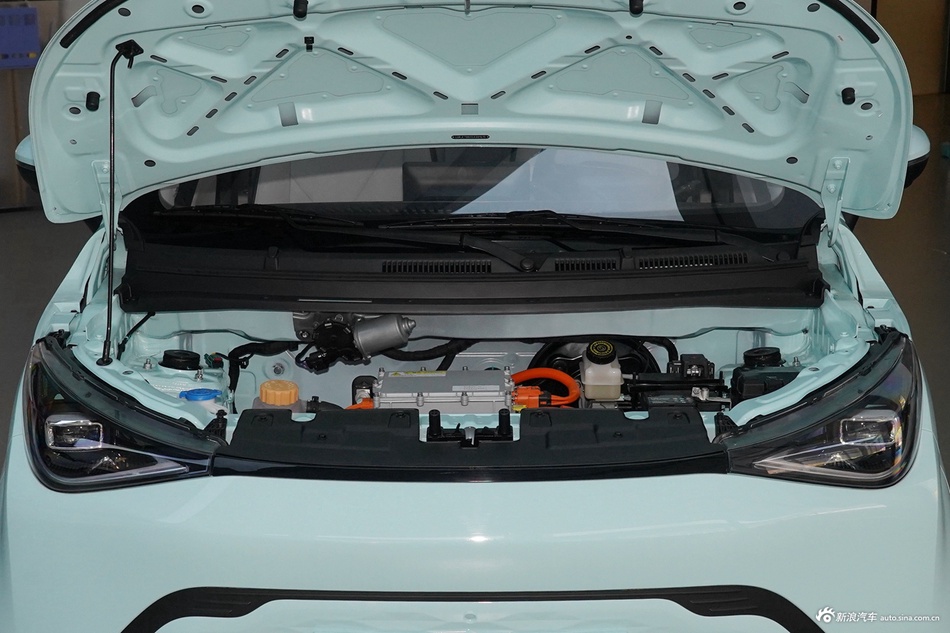 2025款QQ多米305km 舒享型