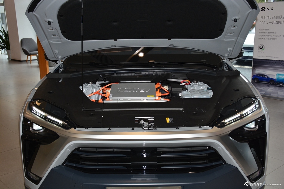 2020款蔚来ES8 580KM 签名版 六座版 