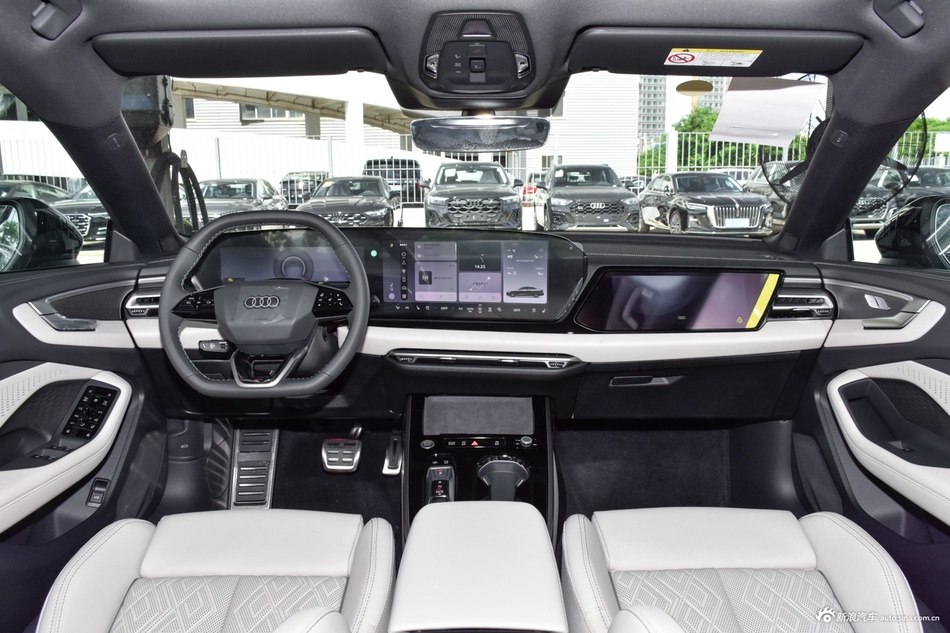 2026款奥迪A5L Sportback 尊享quattro型