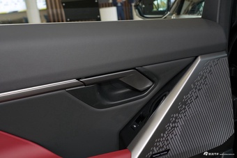 2026款宝马i5 eDrive 40L M运动套装