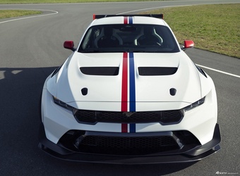 2025款Mustang GTD Spirit of America 官图