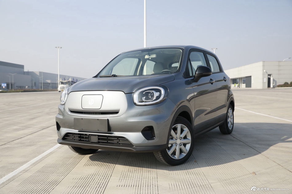 2022款零跑T03 炫晶版