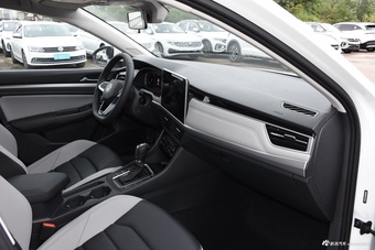 2025款宝来 300TSI 双离合尊行版