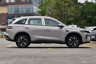 2025款海狮05 DM-i 智驾版 75KM尊贵型