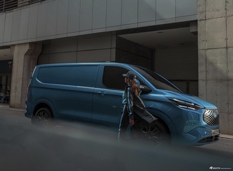2023款全顺纯电 E-Transit Custom 官图