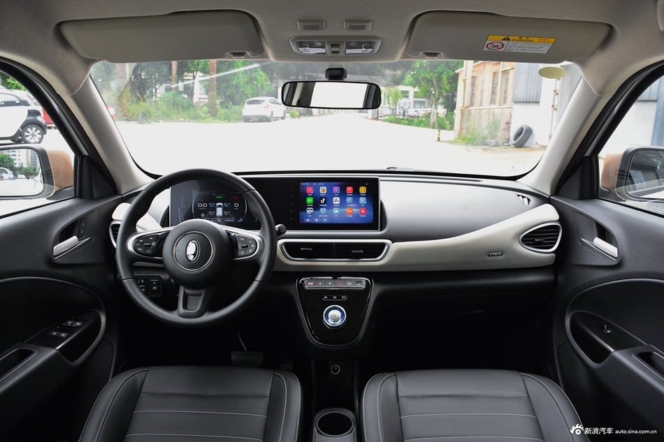 2022款欧拉白猫小野猫版360km豪华型