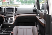 2022款菱智PLUS 旅行版 2.0L 手动豪华型 7座