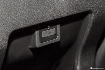 2022款福田征服者5 2.0T自动柴油两驱武林至尊长轴4F20TC