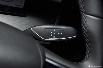 2025款风云T8 1.5T 130km 豪华版7座