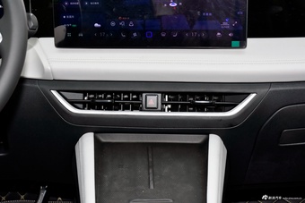 2025款捷达VS8 至尊版