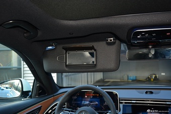 2024款奔驰E级 E 260 L 运动型