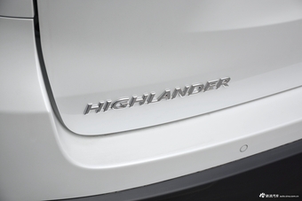 2018款汉兰达2.0T自动两驱豪华版7座国VI