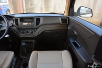 2020款五菱宏光V 1.5L手动劲享版7座国VI