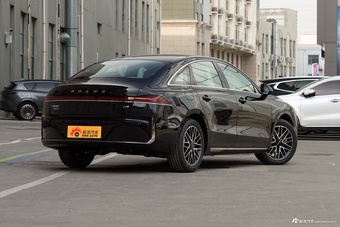 2025款荣威M7 DMH 160km悦享版