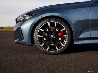 2024款宝马3系(进口) 330i M Sport 官图