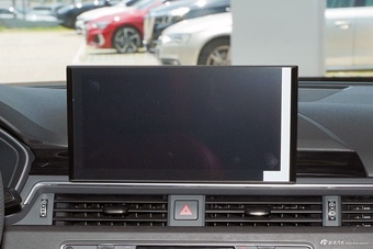 2025款奥迪A4L 200万辆悦享版 40 TFSI 豪华动感型