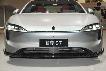 2025广州车展实拍：智界S7