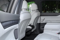 2023款蔚来ES8 100kWh 行政版