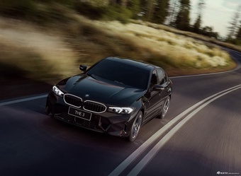 2025款宝马3系 330Li 尊享型 M运动曜夜套装 官图