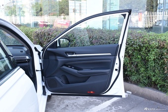 2024款天籁 2.0L XE 真心版