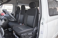2023款上汽MAXUS V80 2.0T AMT经典傲运通长轴中顶6/7/8/9座