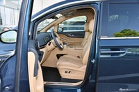 2025款岚图梦想家 PHEV 四驱尊贵乾崑版