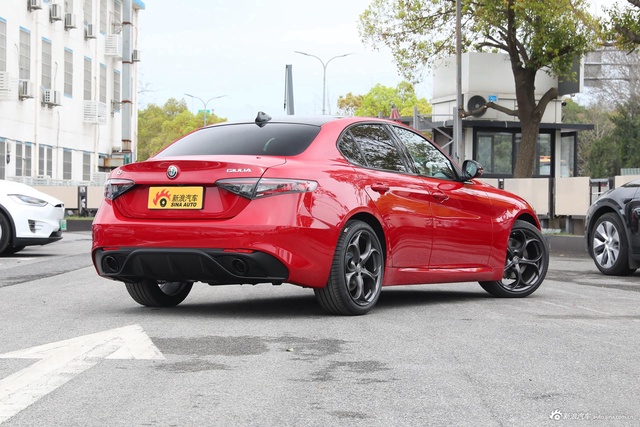 Giulia