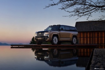 2025款仰望U8L 鼎世版 官图