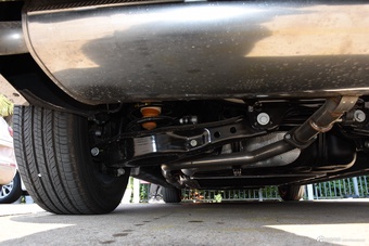 2025款荣威iMAX8 DMH 1.5T 陆尊奢享版