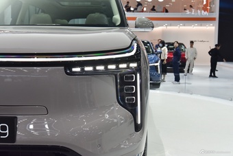 2025广州车展实拍：智己LS9