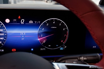 2025款莱茵旅行者 2.0T 北极星