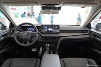 2026款凯美瑞 双擎 2.0HSE 运动Lite版