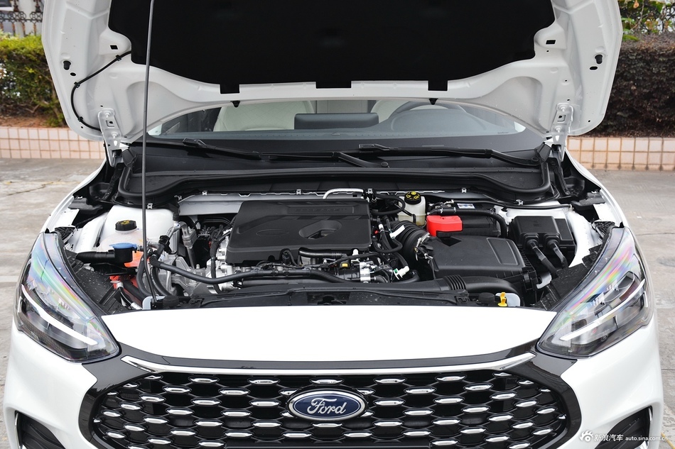 2021款福克斯三厢 EcoBoost 180 自动锋潮型 
